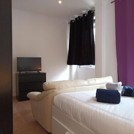 ליסבון Low Cost Desterro Apartments מראה חיצוני תמונה